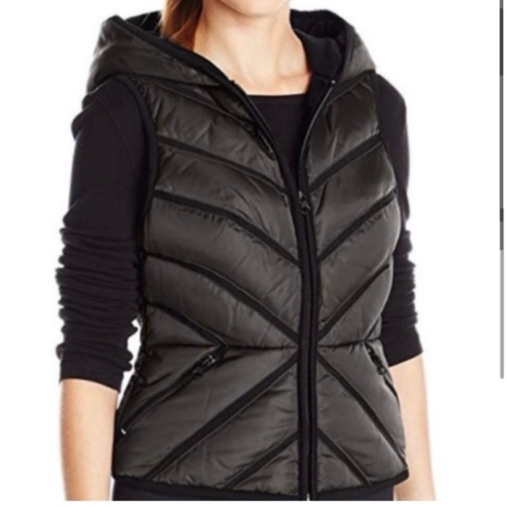 Blanc Noir - Mesh Insert Puffer Vest - Black - Size Small - Great Shape - Picture 8 of 17